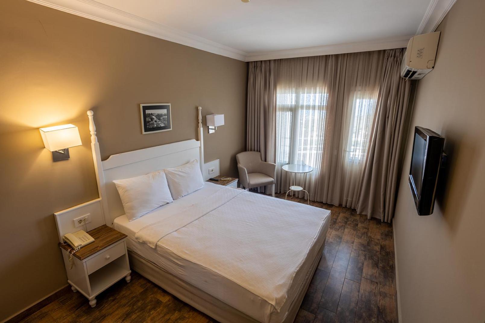 Olbios Marina Resort Hotel Kumkuyu Luaran gambar